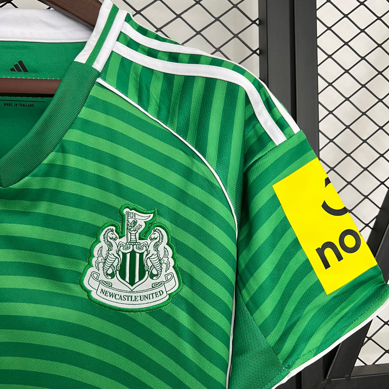 Camisa Newcastle Away 25/26 Verde - Versão Torcedor