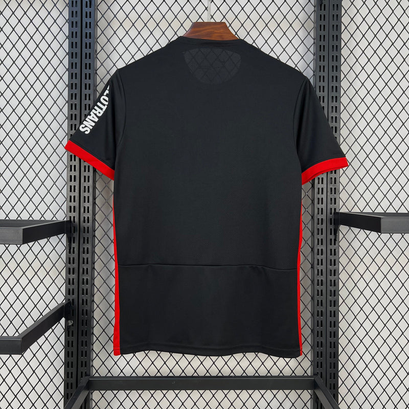 Camisa Eintracht Frankfurt Away 24/25 - Torcedor Masculina